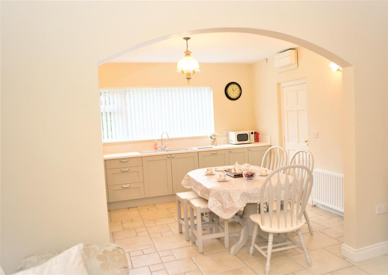 Knocknagore Cottage Gilford エクステリア 写真